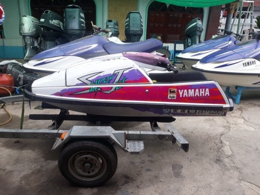 Yamaha 700