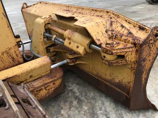 รถดันดิน CAT D5M-XL นำเข้าจากญี่ปุ่น รถสวย สภาพดี ชั่วโมงน้อยครับ