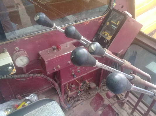 ขายเครน12ล้อ TADANO TR450M1 45 ตันราคา 3,500,000