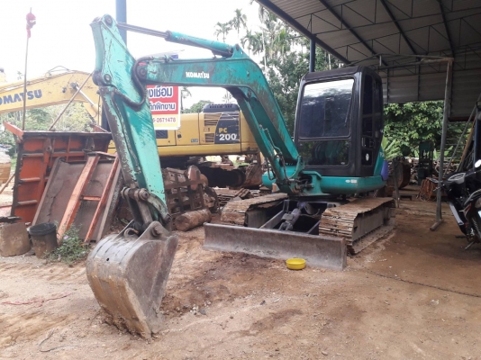 ขาย KOMATSU PC40-7E ระบบไฟพร้อม ใช้งานได้ทุกระบบ