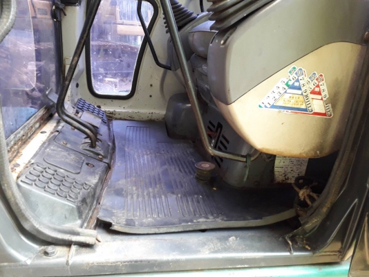 ขาย KOMATSU PC40-7E ระบบไฟพร้อม ใช้งานได้ทุกระบบ