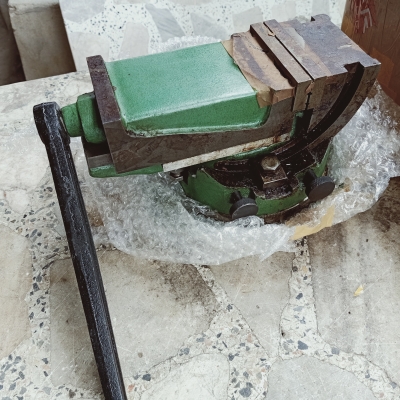 ขายปากกามิลลิ่ง องศา พร้อมฐานหมุน ของใหม่ 6,500 ขายปากกามิลลิ่ง องศา พร้อมฐานหมุน ของใหม่ 6,500