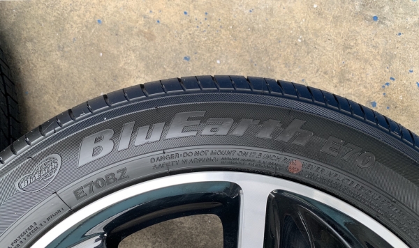 ล้อแม็กป้ายแดง Honda HRV ตัวท็อป รุ่นใหม่ล่าสุด ขอบ 17 พร้อมยางใหม่ป้ายแดง 215-55-17 Yokohama ปี 19 สวยกริ๊บๆ ล้อแม็กป้ายแดง Honda HRV ตัวท็อป รุ่นใหม่ล่าสุด ขอบ 17 พร้อมยางใหม่ป้ายแดง 215-55-17 Yokohama ปี 19 สวยกริ๊บๆ