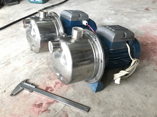 ขายปั๊มน้ำหัวปั๊มสแตนเลสแรงดันสูง Foras 1HP. 220V ไฟบ้าน made in Italy มีระบบล่อน้ำในตัว สภาพสวย วิ่งนิ่มเดิมๆ พร้อมใช้งาน มี 2 ตัวครับ