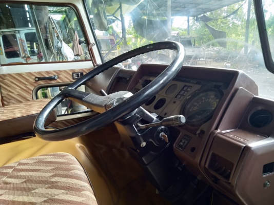 ขาย หัวสิบล้อ HINO F18 มีขาดีด-ขาคำ้ กันชน พร้อมใช้งาน ขาย หัวสิบล้อ HINO F18 มีขาดีด-ขาคำ้ กันชน พร้อมใช้งาน