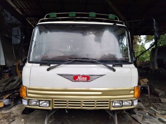 ขาย หัวสิบล้อ HINO  F18 มีขาดีด-ขาคำ้ กันชน พร้อมใช้งาน