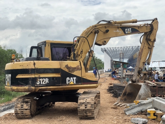 ขาย 695,000 CAT 312 B เครื่องดี ปั้มแรง เอวมีขยับนิดๆ ไฟฟ้ากล่องจออยู่ต้องเช็คระบบ โซ่สวย รอนเลอร์ดี  มีลายหัวเจาะติดรถมาจากนอก รถทำงานทุกวัน เอกสารซื้อขาย รถอยู่ กทม. 090-772-3710 090-772-3708