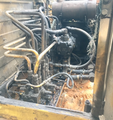 CAT E110 รถบอดี้สวยพร้อมใช้งาน เครื่องเดิมปั๊มเดิมใช้งานได้คล่องตัวดีไม่โหลด ภายในเก๋งสะอาด เอวแน่น บูมอาร์มสวยไม่มีแตก ช่วงล่างแน่นๆ เอกสารสัญญาซื้อขาย ราคาต่อรองได้ครับ