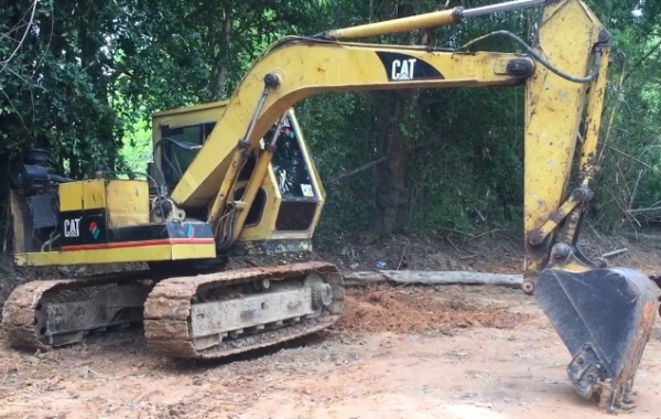 CAT E110 รถบอดี้สวยพร้อมใช้งาน เครื่องเดิมปั๊มเดิมใช้งานได้คล่องตัวดีไม่โหลด ภายในเก๋งสะอาด เอวแน่น บูมอาร์มสวยไม่มีแตก ช่วงล่างแน่นๆ เอกสารสัญญาซื้อขาย ราคาต่อรองได้ครับ CAT E110 รถบอดี้สวยพร้อมใช้งาน เครื่องเดิมปั๊มเดิมใช้งานได้คล่องตัวดีไม่โหลด ภายในเก๋งสะอาด เอวแน่น บูมอาร์มสวยไม่มีแตก ช่วงล่างแน่นๆ เอกสารสัญญาซื้อขาย ราคาต่อรองได้ครับ