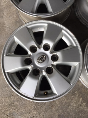 ล้อโตโยต้าขอบ15+น๊อต ไม่ซ่อมแตกร้าว มีลอยตามการใช้งาน โทร0879050181.ส่งได้ทั้วไทย ล้อโตโยต้าขอบ15+น๊อต ไม่ซ่อมแตกร้าว มีลอยตามการใช้งาน โทร0879050181.ส่งได้ทั้วไทย