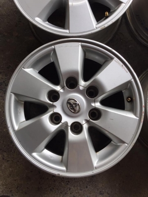 ล้อโตโยต้าขอบ15+น๊อต ไม่ซ่อมแตกร้าว มีลอยตามการใช้งาน โทร0879050181.ส่งได้ทั้วไทย ล้อโตโยต้าขอบ15+น๊อต ไม่ซ่อมแตกร้าว มีลอยตามการใช้งาน โทร0879050181.ส่งได้ทั้วไทย