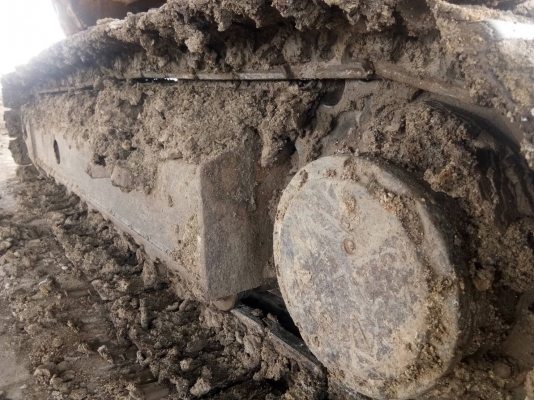 ขาย 695,000 KOMATSU pc 138 US-2E1ไฟฟ้าครบ  โซ่เพิ่งเปลี่ยนไม่นาน เอวแน่น ช่วงล่างเต็ม เครื่องปั้มดี มีลายหัวเจาะติดตัวรถมาจากนอก เอกสารใบชื้อขาย พร้อมใช้งาน รถทำงานทุกวัน รถอยู่ กทม. 090-772-3710 090-772-3708