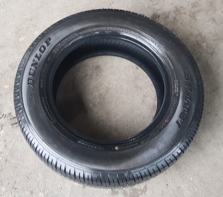 ขายยาง 215/65/16 ปี 1019 DUNLOP  วิ่งมา500กิโล 4 เส้น