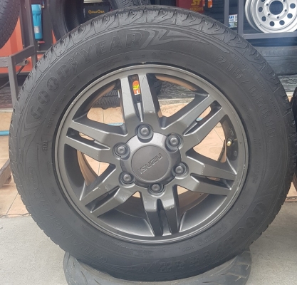ขายล้อ Isuzu ขอบ16 ยาง215/65/16  4 ล้อ