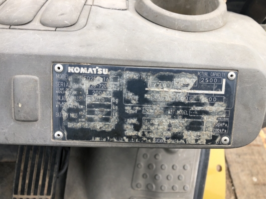 ขายรถยกKomatsu FD25T-16...รถสวยพร้อมใช้