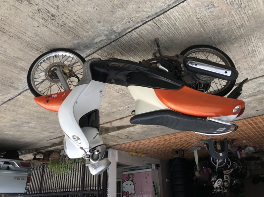 มอไซค์ ยามาฮ่า ฟีโน่ ขายสด 8800บ เล่มชุดโอนครบ ถูกกฎหมาย สตาร์ทติด ลองบิดขี่ได้ ระบบไฟระบบเบรคใช้ได้ สีตรงเล่ม