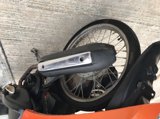 มอไซค์ ยามาฮ่า ฟีโน่ ขายสด 8800บ เล่มชุดโอนครบ ถูกกฎหมาย สตาร์ทติด ลองบิดขี่ได้ ระบบไฟระบบเบรคใช้ได้ สีตรงเล่ม