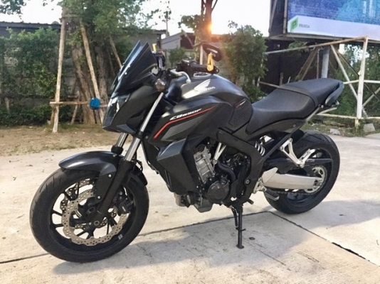 ตั้งรับรถโบราณ รถ BigBike ทุกรุ่น ด้วยเงินสด ติดต่อ ID line : tanayot1481