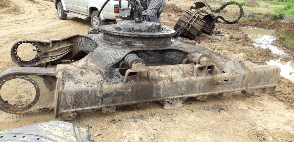 ขายเฟรมล่างแม็กโค โกเบลโก้ 200 ใส่กับ มาร์คที มาร์คไฟ ขายเฟรมล่างแม็กโค โกเบลโก้ 200 ใส่กับ มาร์คที มาร์คไฟ