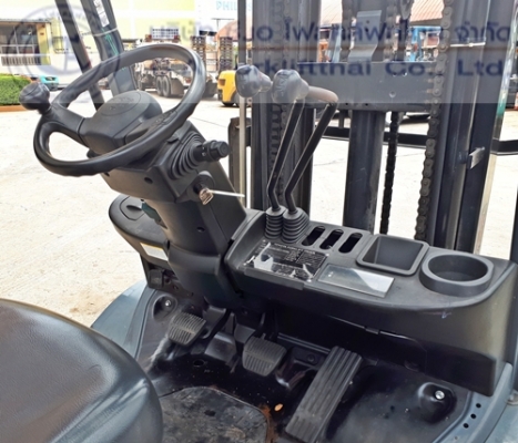 ขาย รถโฟล์คลิฟท์ TOYOTA รุ่น 8-FG30