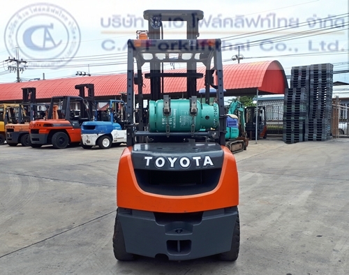 ขาย รถโฟล์คลิฟท์ TOYOTA รุ่น 8-FG30