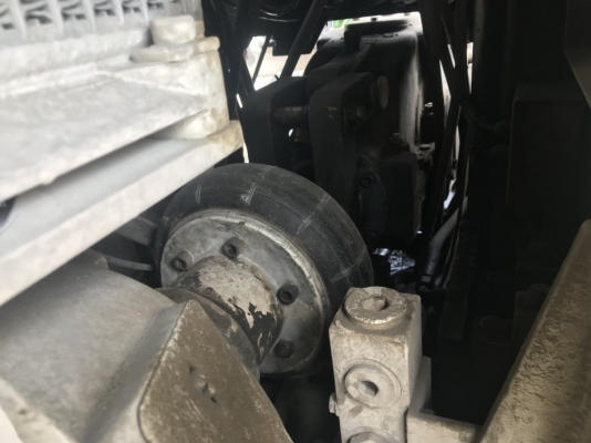 ขาย 1,250,000 รถกัดถนน เก่านอก WIRTGEN รุ่น1000 C ล้อยางใช้งานน้อยไม่ถึง1,000 ชั่วโมง รถพร้อมใช้งานเอกสารเป็นใบแจ้งจำหน่าย  สนใจดูสินค้าแหลมฉบังชลบุรี 090-772-3710 090-772-3708