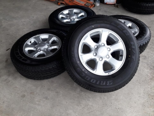 ขายล้อแม็ก dmax 16" ยางปี19