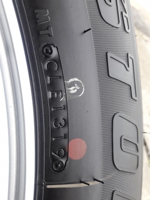 ขายล้อแม็กป้ายแดงถอดศูนย์ dmax 16" ยางปี19