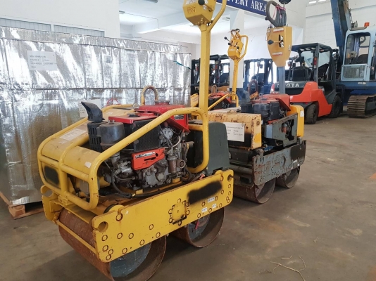 รถบดเดินตาม 1ตัน SAKAI, BOMAG ปี2006-2007 ปีใหม่ๆ เก่าญี่ปุ่นครับ