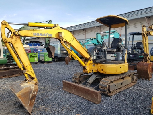 ถึงไทยแล้วครับ PC30MR-2 เก่าญี่ปุ่น ไม่เคยใช้ในไทย  1,200ชม. ปี2007