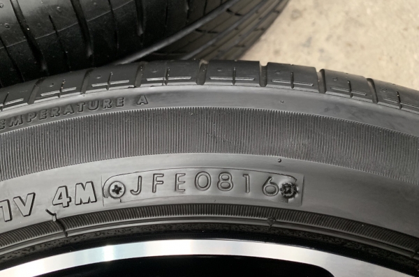 ล้อแม็ก Honda Civic 1.5 Turbo RS ขอบ 17 พร้อมยาง 215-50-17 Bridgestone ปี 16 ล้อแม็ก Honda Civic 1.5 Turbo RS ขอบ 17 พร้อมยาง 215-50-17 Bridgestone ปี 16