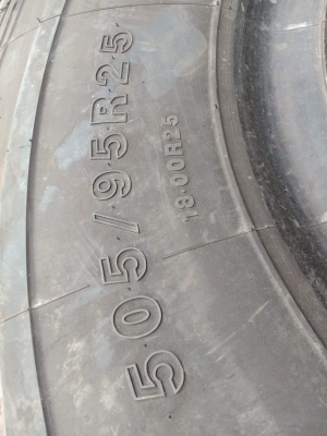 ยาง 1800R25 สภาพสวย