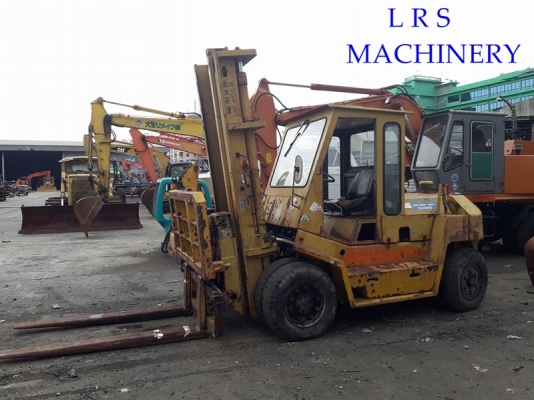 รถโฟล์คลิฟทฺ์ TCM รุ่น FVD 50 Z 6