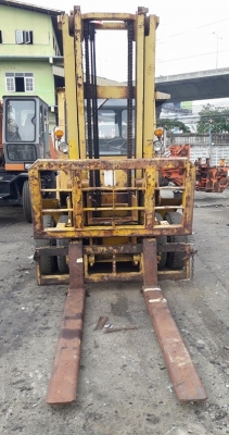 รถโฟล์คลิฟทฺ์ TCM รุ่น FVD 50 Z 6