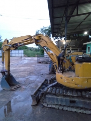 รถแบคโฮ HITACHI 20 รถเก่านอกนำเข้า ยังไม่เคยใช้งานในไทย คอนโทลสั้น คอนโทลน้ำมัน เครื่องดี ปั๊มดี พร้อมใช้งาน