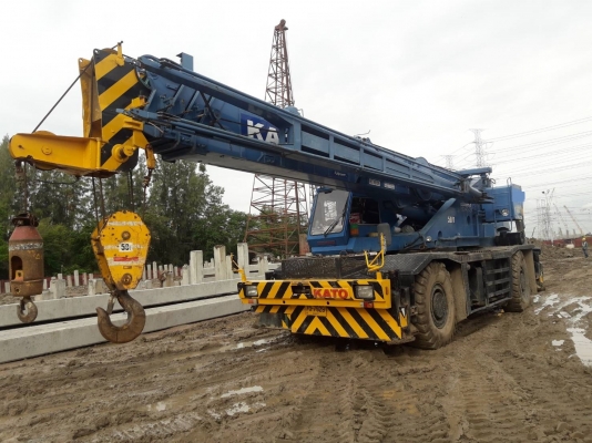 ขายด่วน !! รถเครน KATO SS500 รถพร้อมใช้งาน