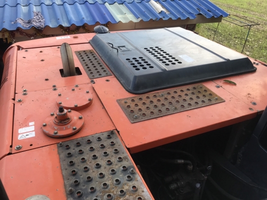 ขาย 1,250,000 HITACHI zx 200 G 5 ไฟฟ้าครบ กล้องหลัง ภายในเก๋งสวย เครื่องดี ปั้มแรง เอวแน่น เฟรมสียังสวย ช่วงล่างดี แอร์หนาว เอกสารแจ้งจำหน่าย รถพร้อมใช้งาน รถอยู่ นครสวรรค์ 090-772-3710 090-772-3708