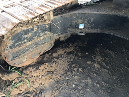 ขาย 1,250,000 HITACHI zx 200 G 5 ไฟฟ้าครบ กล้องหลัง ภายในเก๋งสวย เครื่องดี ปั้มแรง เอวแน่น เฟรมสียังสวย ช่วงล่างดี แอร์หนาว เอกสารแจ้งจำหน่าย รถพร้อมใช้งาน รถอยู่ นครสวรรค์ 090-772-3710 090-772-3708