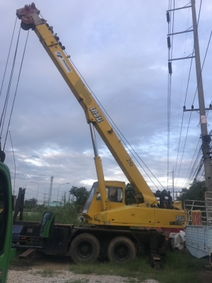 ขาย 790,000 รถเครนสิบล้อ TADANO TL- 200L เล่มทะเบียน เครื่องดี ปั้มเครนยกแรง เกียร์ดี เอวแน่น ยางดี รถพร้อมใช้งานเอกสารพร้อมโอน รถอยู่ นครสวรรค์ 090-772-3710 090-772-3708