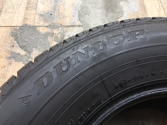 245-70-16 ปี 18 ยาง Dunlop 4 เส้น 6000 ยางสวยไม่มีปะไม่บวมไม่กินข้างดอกยางเหลือเยอะเอาไปวิ่งกันใด้อีกยาวค่ะ ราคาพร้อมใส่ ร้านอยู่กระทุ่มแบน  ### ราคาไม่รวมส่ง ต่างจังหวัดส่งได้ ### #### ไม่มีเก็บปลายทางโอนเงินส่งของ #### #### ถ้าคิดว่าแพงผ่านก่อนนะค่ะ ###