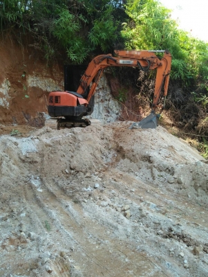 รถแบคโฮ HITACHI 65 สนใจติดต่อ 081-6079515 line ID : 081-6079515