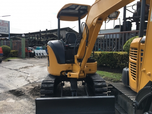 รถขุดเล็ก Komatsu PC30MR2 สภาพสวยเก่านอก แทรคเกี๊ย ชั่วโมงน้อย