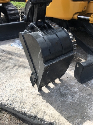 รถขุดเล็ก Komatsu PC30MR2 สภาพสวยเก่านอก แทรคเกี๊ย ชั่วโมงน้อย