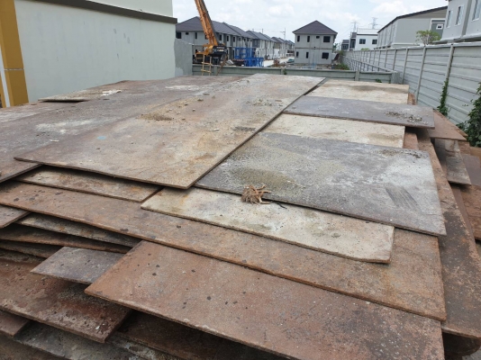 แผ่นเหล็กขนาด 1.5&times;6.0เมตร &times;20  mm. ราคาแผ่นละ 26,500 บาท