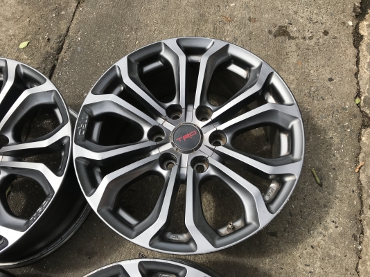 ล้อ TRD ขอบ 4 ขอบ 18 ล้อ TRD ขอบ 4 ขอบ 18