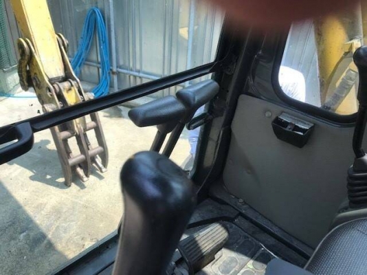 ขาย KOMATSU PC60-7 ไฟเต็มระบบดี 2800ชม.เอกสารอินวอย