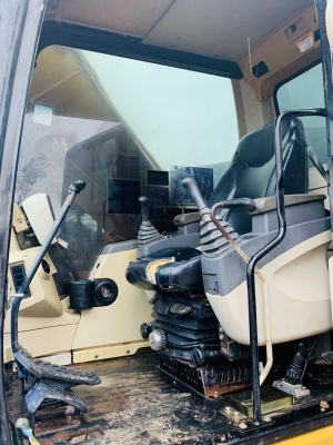 ขายCAT320C สวยๆ เครื่องปั้มดี ช่วงล่างเต๊ม เอกสารเล่มทะเบียน