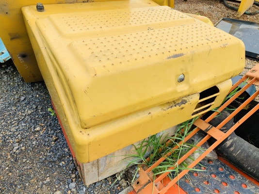 ขายอะไหล่รถแบคโฮ เก่า-ใหม่ทุกรุ่น