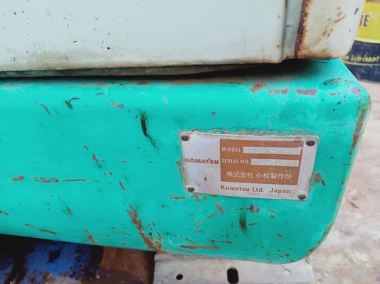 ขายจ้า..KOMATSU PC30-7E เก่านอกแท้  เดิมๆๆ  สภาพสวย..เครื่องดำ  พร้อมใช้ โทร 089-3818694 จ๊อย