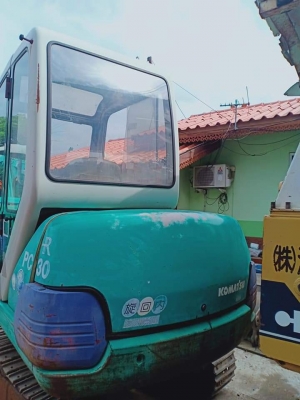 ขายจ้า..KOMATSU PC30-7E เก่านอกแท้  เดิมๆๆ  สภาพสวย..เครื่องดำ  พร้อมใช้ โทร 089-3818694 จ๊อย